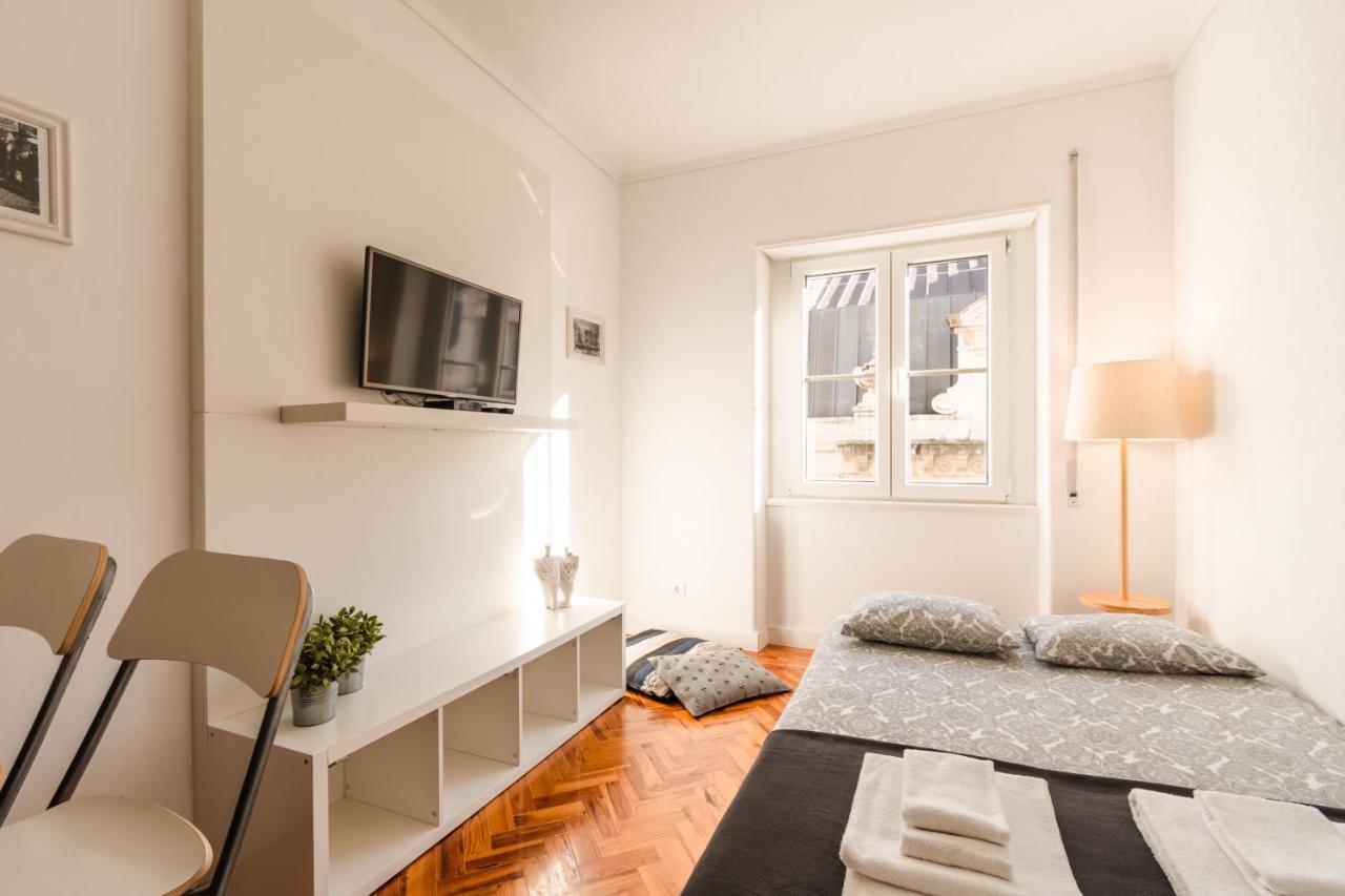 Carmo Apartments Lisbon Exterior photo